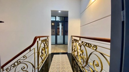 Bán nhà Lê Đức Thọ 80m2 giá chỉ hơn 5 tỷ. HXH