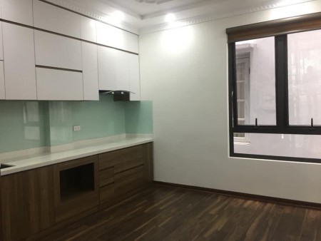 Nhà Ngõ 218 Lạc Long Quân Tây Hồ 49m2, Nhà 5 tầng, Giá 9 tỷ2.