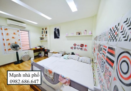 Phá sản bán nhà Đường số 5 P17 Gò Vấp 52m,4 tầng, Hẻm oto, nhỉnh 3 tỷ.