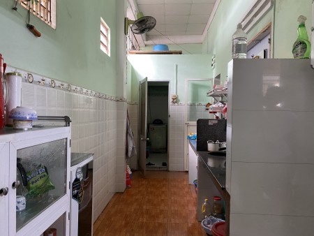 Bán nhà hẻm Hùng Vương, thông ra Trương Định, 2 mặt diện, thích hợp kinh doanh, buôn bán. lh 0934192309