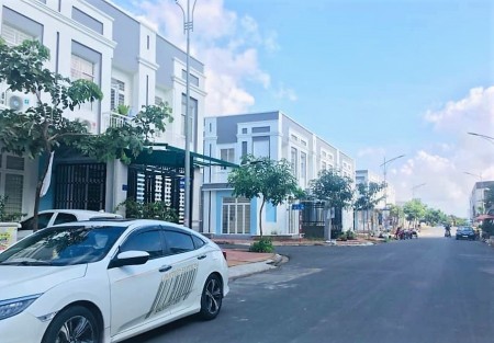 Bán Nhà Trệt Lầu Khu Dân Cư Hoàng Quân Cái Răng