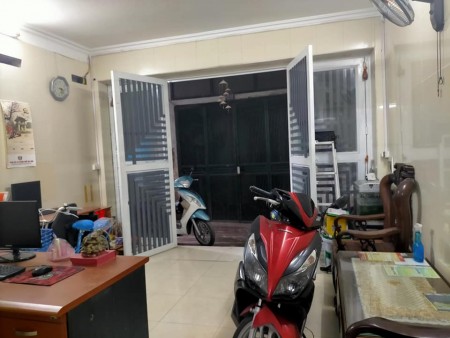 HƠN 4 TỶ NHÀ HUỲNH THÚC HĐ DT 45m2 4T MT 5m KINH DOANH TỐT