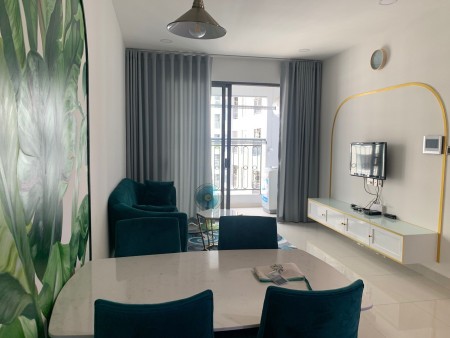 Cần cho thuê căn hộ Sài Gòn Royal 2PN, 1WC, giá 18 triệu bao phí