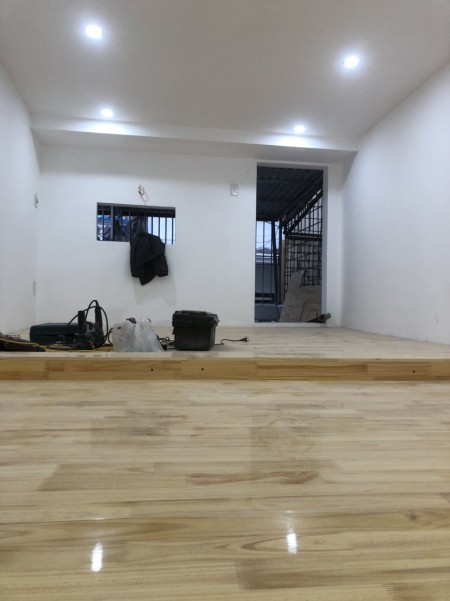 Bán nhà nhỏ xinh phố trung tâm Hàng Kênh, lấy tiền sắm TẾT