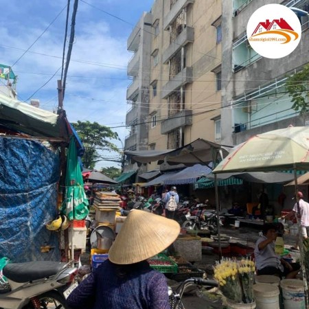 Bán nhà phường Phú Trung,mặt tiền chợ, kinh doanh gì cũng được, 4 tỷ9, lh 0783776798.