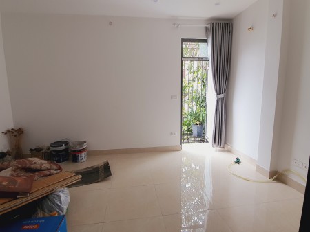 Siêu rẻ. Bán nhà Đường Quan Nhân, 69m, mt 4m, nhỉnh 3 tỷ