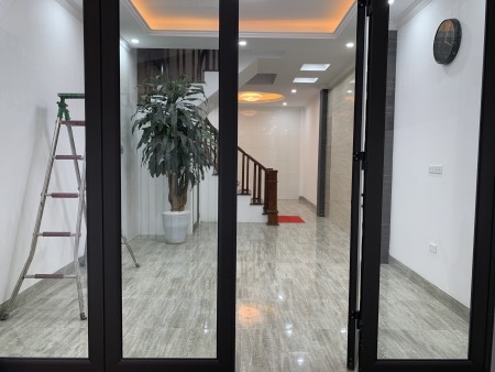 Chính chủ bán nhà mặt ngõ 167 Ngõ Quỳnh, Thanh Nhàn, Hai Bà Trưng, dt 60m2, giá 4.99 tỷ, bán hàng nhỏ