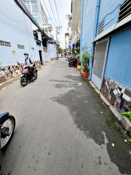 Nhà đẹp Tân Phú, 59m2, 4 tầng, không LG, ở ngay, 5 tỷ. LH: 0888190778