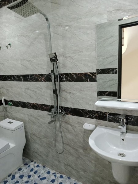 Nhà Dương Văn Bé 52m, 5T, 4.7 tỷ: LH 0933967666.