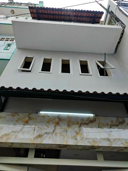 Bán Nhà hẽm Quận 11 nhà mới dọn vào ở ngay giá 4.05 Tỷ