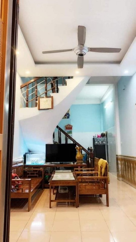 Bán gấp nhà Bùi Xương Trạch, Thanh Xuân 39m 2.9 tỷ, tặng full nội thất