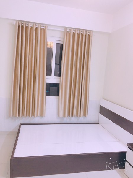 Chung cư Âu Cơ Tower quận Tân Phú bán gấp 80m2, giá 2.35 tỉ sổ hồng chính chủ