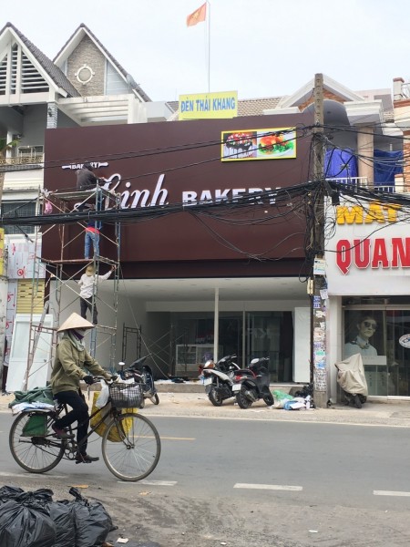 Cho thuê mặt tiền Bùi Hữu Nghĩa vỉa hè rộng ngang 7m