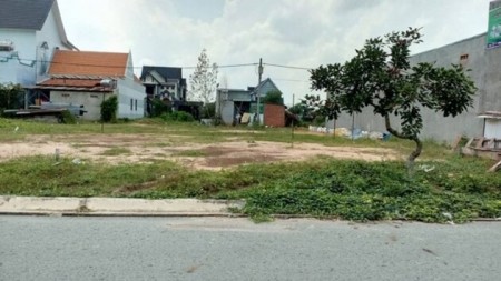 Không ai quản lý nên tôi cần bán gấp diện tích 450m2, đất thổ cư sổ hồng riêng, giá tốt