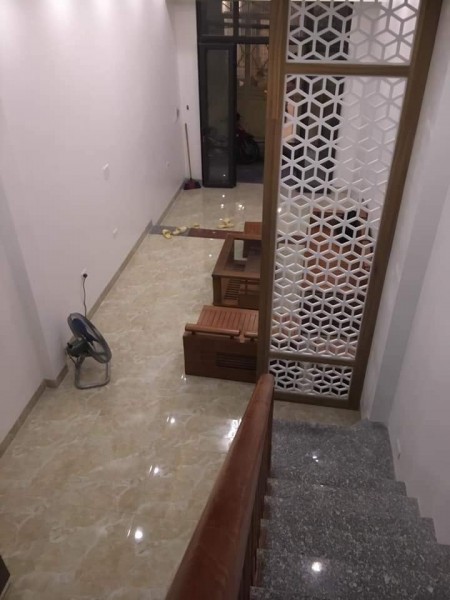 Cần bán nhà gấp phố Lò Đúc, quận HBT, HN. Giá rẻ 3,415 tỷ