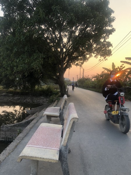 Đi đến slide 2