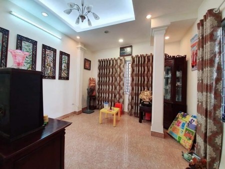 NHỈNH 3 TỶ NHÀ TÔ HIẾN THÀNH HĐ 48m2 5T MT3.4