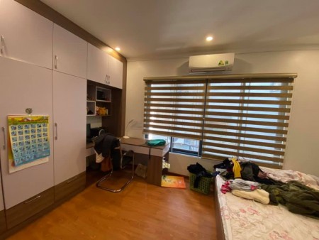 SỐNG ĐỈNH, LÔ GÓC Bồ Đề Long Biên, 35m2 MTx5.4m 5T nhỉnh 3 tỷ