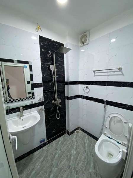 Có 1 0 2 Yên Lãng, đẹp ở ngay, nông 3 gác 2.45 tỷ