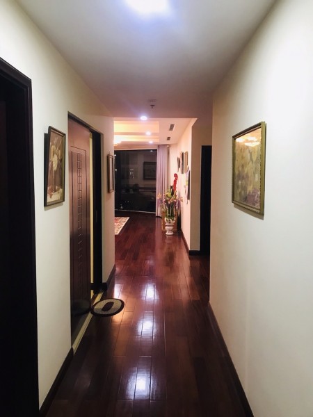 CẦN BÁN GẤP CĂN HỘ CAO CẤP ROYAL CITY - TOÀ R2 - GIÁ TỐT NHẤT THỊ TRƯỜNG
