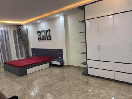 Bán gấp nhà ngõ Thổ Quan giá 3.05 tỷ, 35mx5T, MT 7,2m, ở luôn