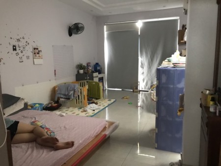 Chuyên cho thuê nhà khu đường HOA, PHAN XÍCH LONG phú nhuận, vị trí đẹp nhất khu vực