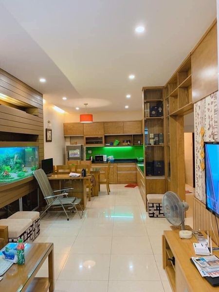 Cần bán gấp khách sạn mặt tiền đường Bàu Cát Phường 14, Quận Tân Bình, kết cấu 7 tầng.