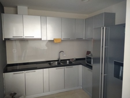 Tôi cần bán gấp căn hộ Royal city: 2 ngủ sáng, 111m2, Giá 4.5 tỷ, LH: 0967839010