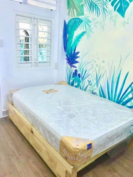Bán gấp nhà khu phố Bùi Viện 3 tầng 3x9m 4.7 tỷ Quận 1. 0986775153