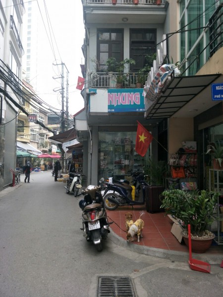 Bán nhà đường Nguyễn Sơn 73m2 x 4 tầng, giá 5.35 tỷ, Ô tô, KDVP, khu Vip Hàng Không.