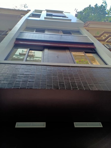 Bán Cắt Lỗ Mặt Phố Phương Mai - Đống Đa - Kinh Doanh Tấp Nập Ngày Đêm - 16,5 Tỷ.