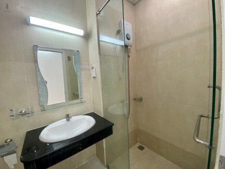 Bán nhà 96/3 Nguyễn Thông công viên lê thị riêng, giá rẻ. Tặng nội thất cho chủ mới.