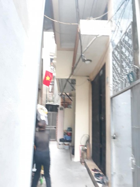 Bán nhà phố Thái Thịnh, cách đường ô tô 20 m,4 tầng, 2.95 tỷ.