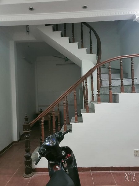 Bán nhà phố Chính Kinh, Thanh Xuân 52m MT5m 3.05 tỷ, rẻ nhất phố