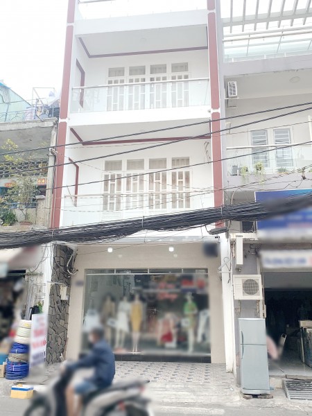 Nhà mới 3 lầu đúc, mặt tiền Lạc Long Quân P1 Q11