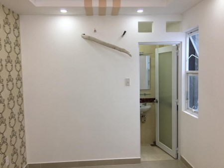 Cần bán gấp nhà hẻm 4.5m Phan Văn Trị, P.2, Q.5, 3.1x 10m, lửng 3 lầu, 5.7 tỷ