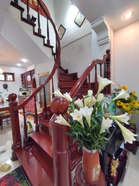 BÁN NHÀ HOÀ HƯNG dt 38M2 giá 4 TỶ 950 TRUNG TÂM QUẬN 10