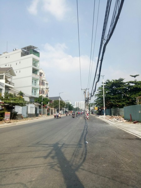 Bán Gấp Nhà Đường Tô Hiệu,P,T.T.Hòa, Quận Tân Phú