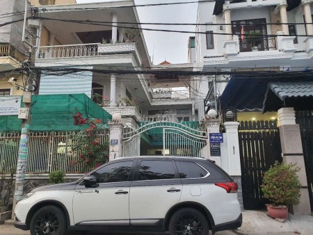 Chính chủ cần bán gấp nhà mặt tiền gần đường Nguyễn Thị Thập - Quận 7 - TP HCM