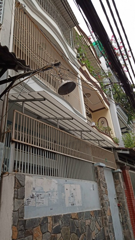 Bán nhà HXH 4.5m đường Bùi Thế Mỹ, F. 10, Quận Tân Bình. DTCN 57.6m2.