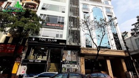 Độc Nhất Vô Nhị, Chỉ 27 Tỷ Có Em Lô Góc MP Nguyễn Tuân, 78 m2*7T, MT 6M, Vỉa Hè Rộng, KD Sầm Uất