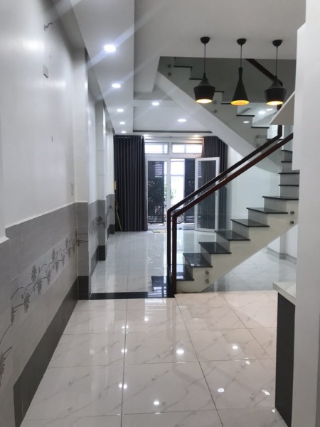Cần bán GẤP nhà HXH Lê Đức Thọ, P6, Gò Vấp, 4x16m, 1 trệt, 1 lầu, 5.35 tỷ