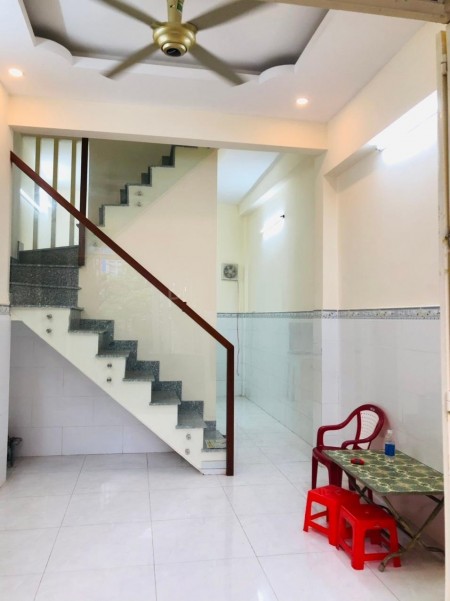 Bán nhà 2tầng 3.5x8 vuông vức, Hòa Hưng Q10_3ti5