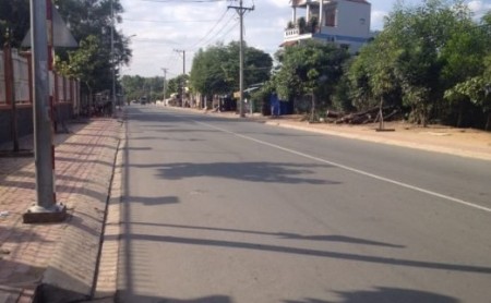 Bán gấp 1000m2 thổ cư mặt tiền Nguyễn Hiền 75triệu/m2: