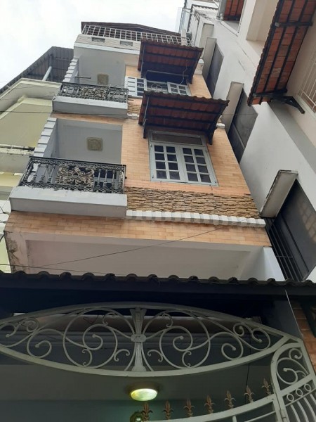 Định cư Mỹ Bán gấp nhà đường 79 F22 Đường Âu Cơ, Phường 14, Quận 11, 50m2, 5 tỷ 4