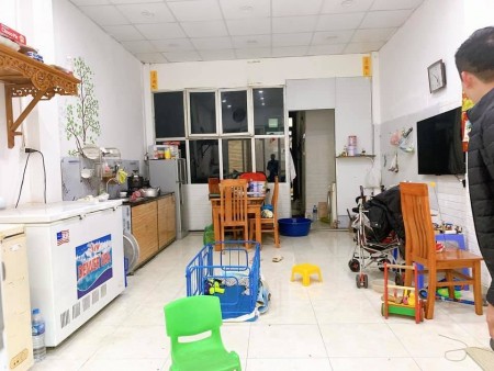 Vừa ở vừa kinh doanh giá cực sốc - 0779284844
