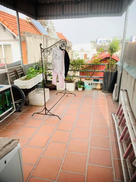 BÁN NHÀ Ngọc Thụy, 35m2 5T 4 ngủ, Gần Mặt Phố, ô tô Đỗ Cửa