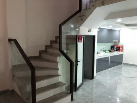 Chính chủ cần bán nhà mới phố Đại Từ