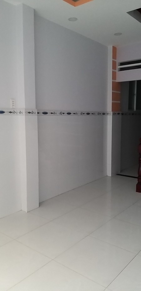 Nhà bán 1 trệt 1 lầu đường Nguyễn xí quận Bình Thạnh