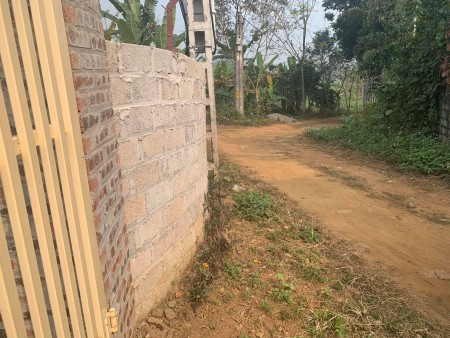 CẦN BÁN GẤP TRONG TUÂN LÔ ĐẤT 900M CÓ 400M THỔ CƯ TẠI YÊN BÀI - BA VÌ - HÀ NỘI
